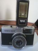 Máquina Fotográfica Olympus Trip 35 Mm – Com Flash